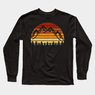 Vintage Sunset Mountains Gift For Nature Loving Mountaineers Long Sleeve T-Shirt